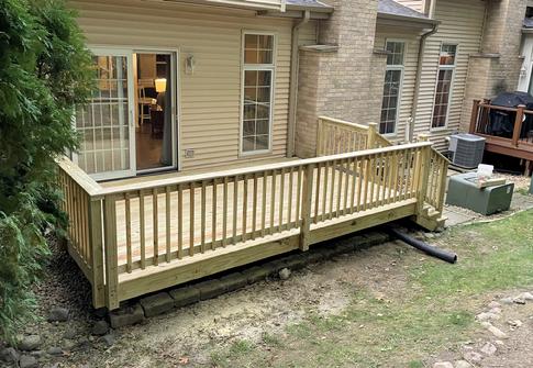 Roselle IL townhouse deck after 2024 A-Affordable Decks 